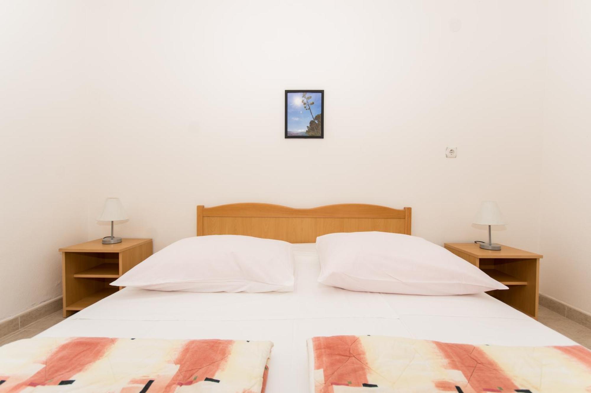 Apartments Marinana Ражань Экстерьер фото